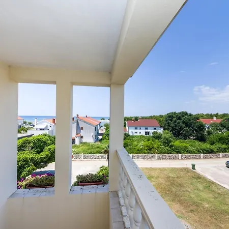 Apartments Vuzi - 100M From Sea Апартаменты