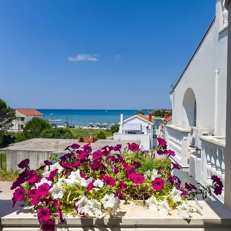 Апартаменты Apartments Vuzi - 100M From Sea *